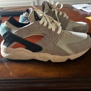 nike huarache women’s